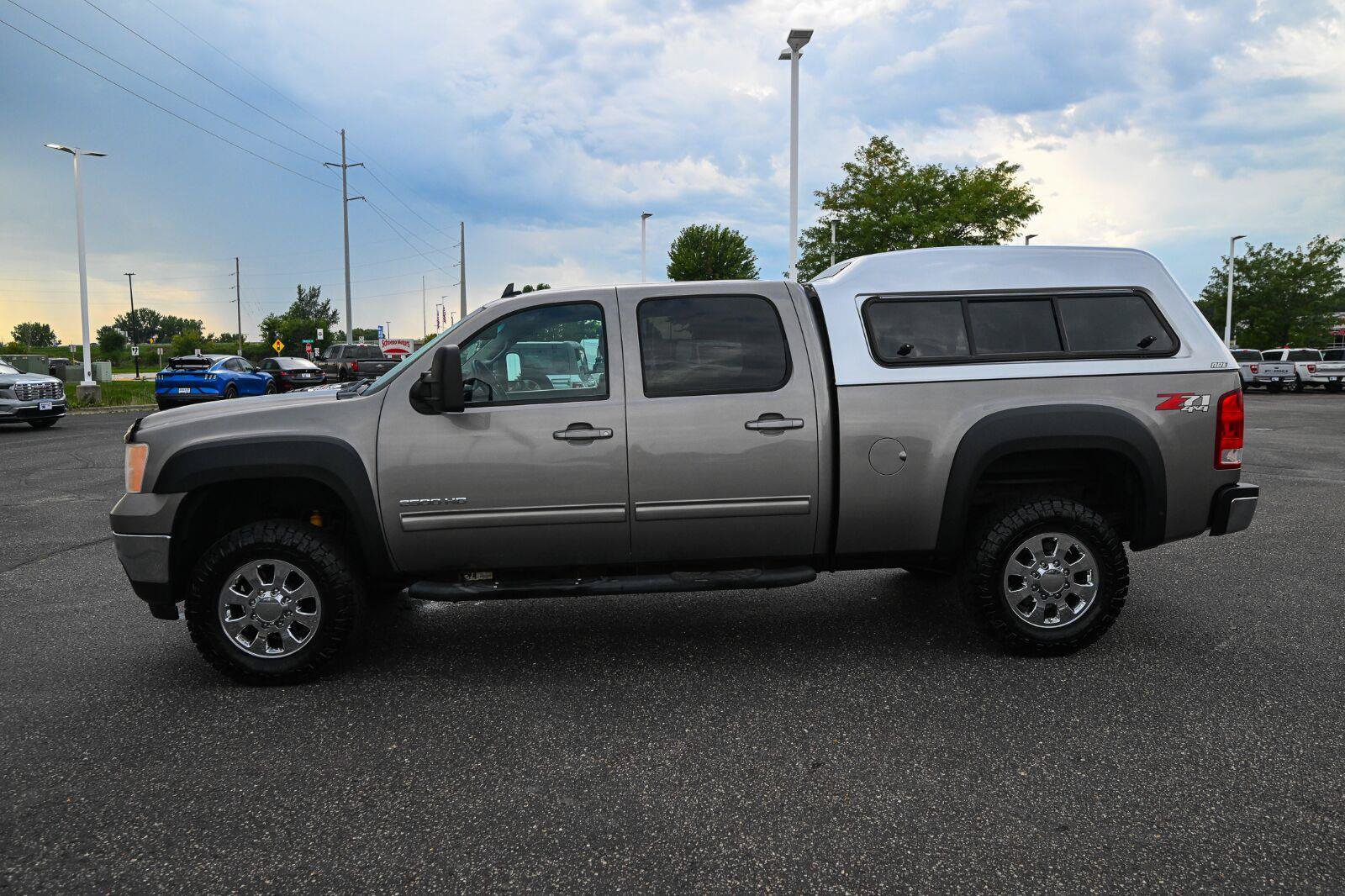 Used 2013 GMC Sierra 2500 SLT w/ SLT Convenience Package AWD/4WD image 8