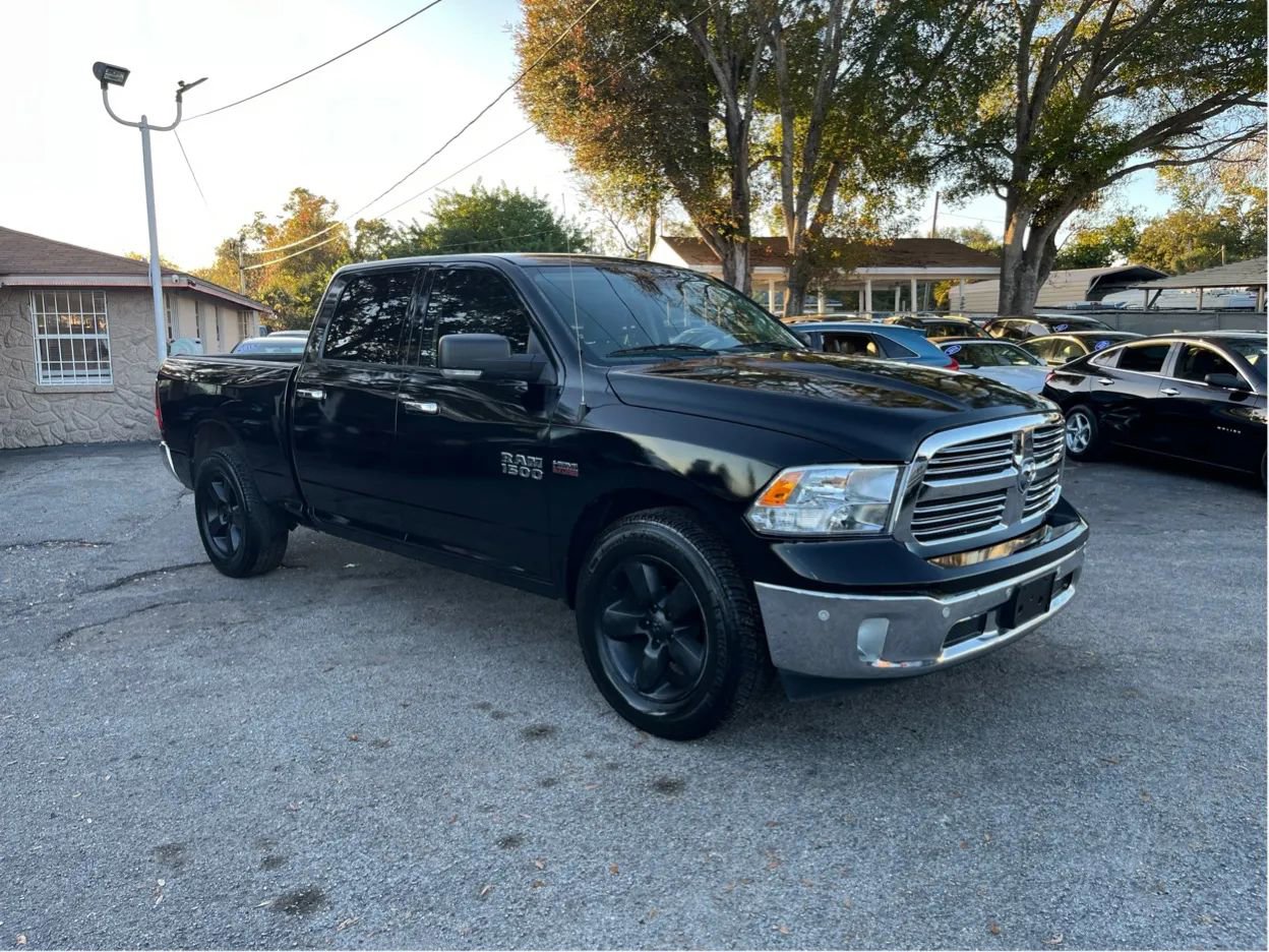Used 2017 RAM 1500 Big Horn image 3