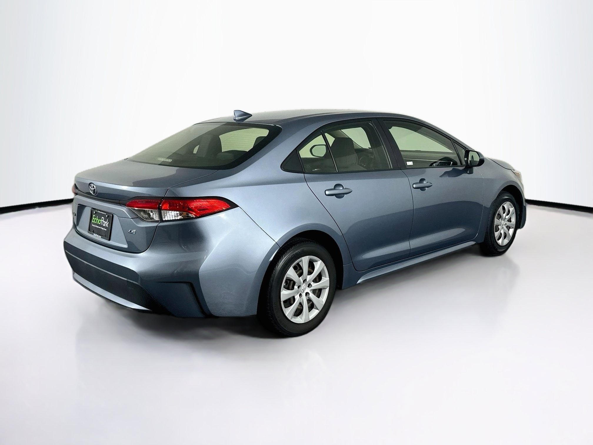 Used 2021 Toyota Corolla LE FWD image 9