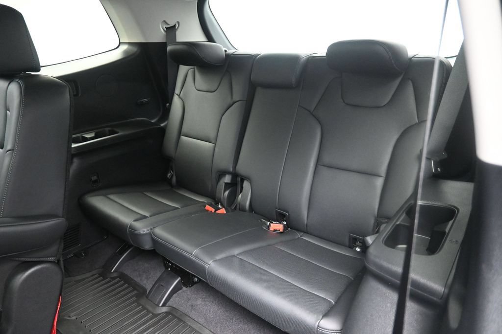 Used 2025 Kia Telluride S AWD/4WD image 28