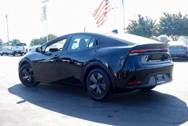 Certified 2024 Toyota Prius LE image 2