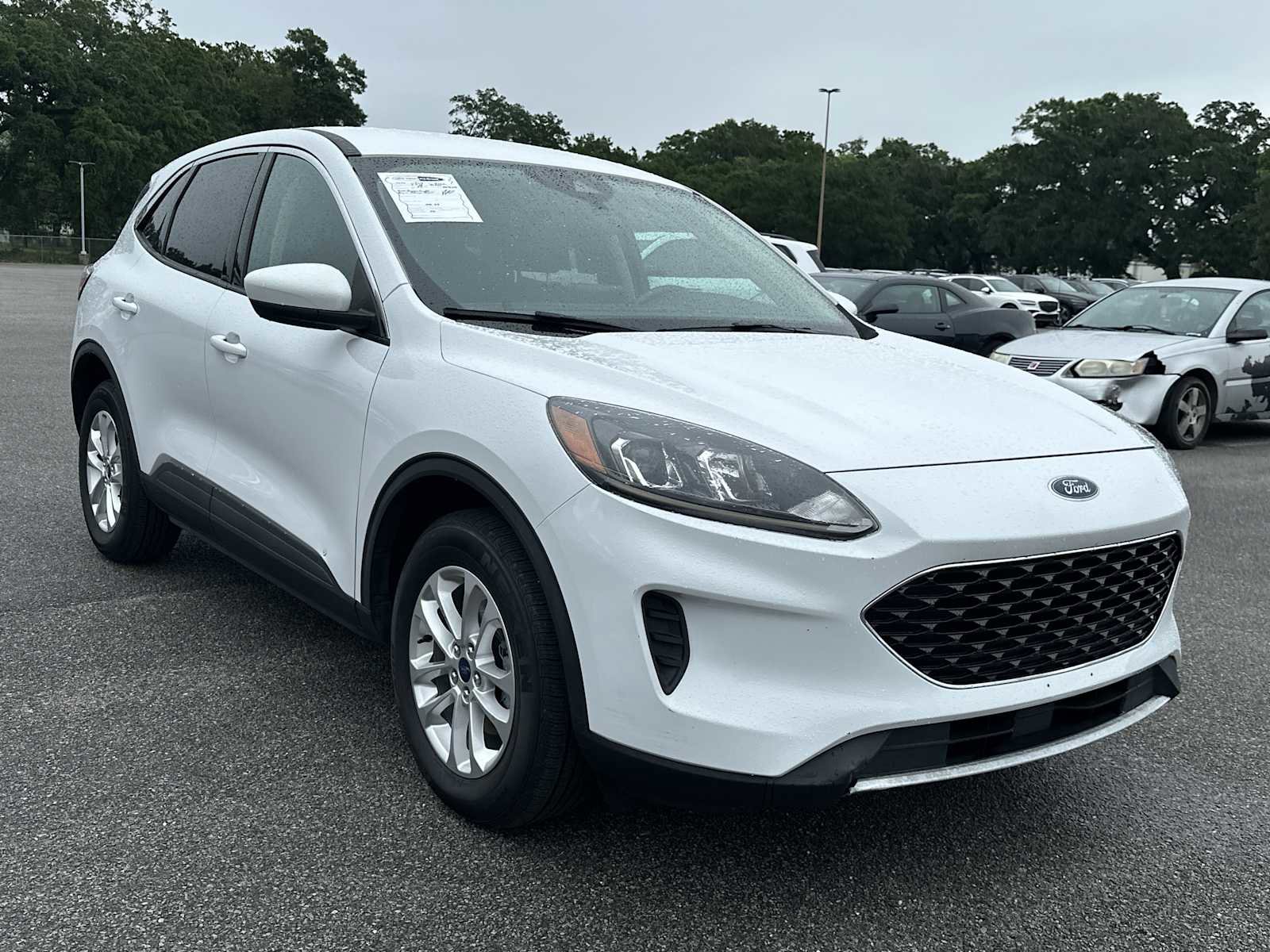 Used 2020 Ford Escape SE AWD/4WD image 2