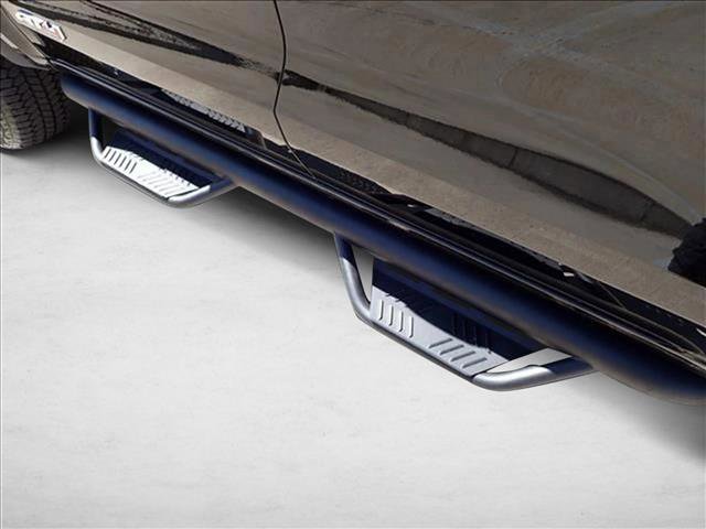 Used 2023 GMC Canyon AT4 w/ LPO, Sports Bar Package image 8