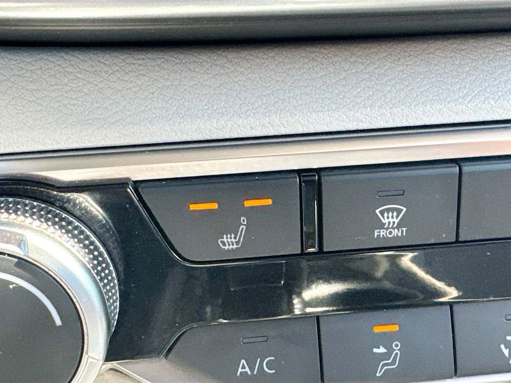 Used 2023 Nissan Altima 2.5 SV w/ SV Premium Package image 17