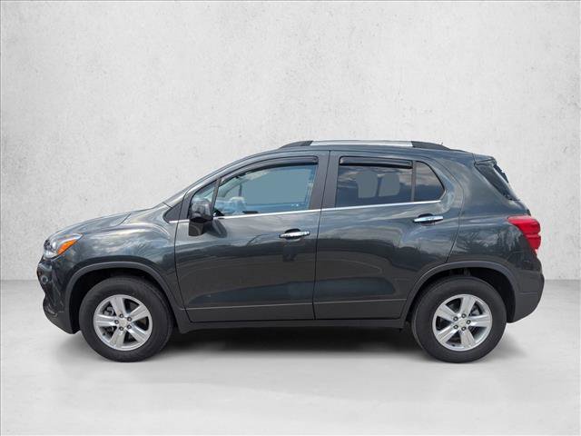 Used 2020 Chevrolet Trax LT w/ Sun & Sound Package image 6