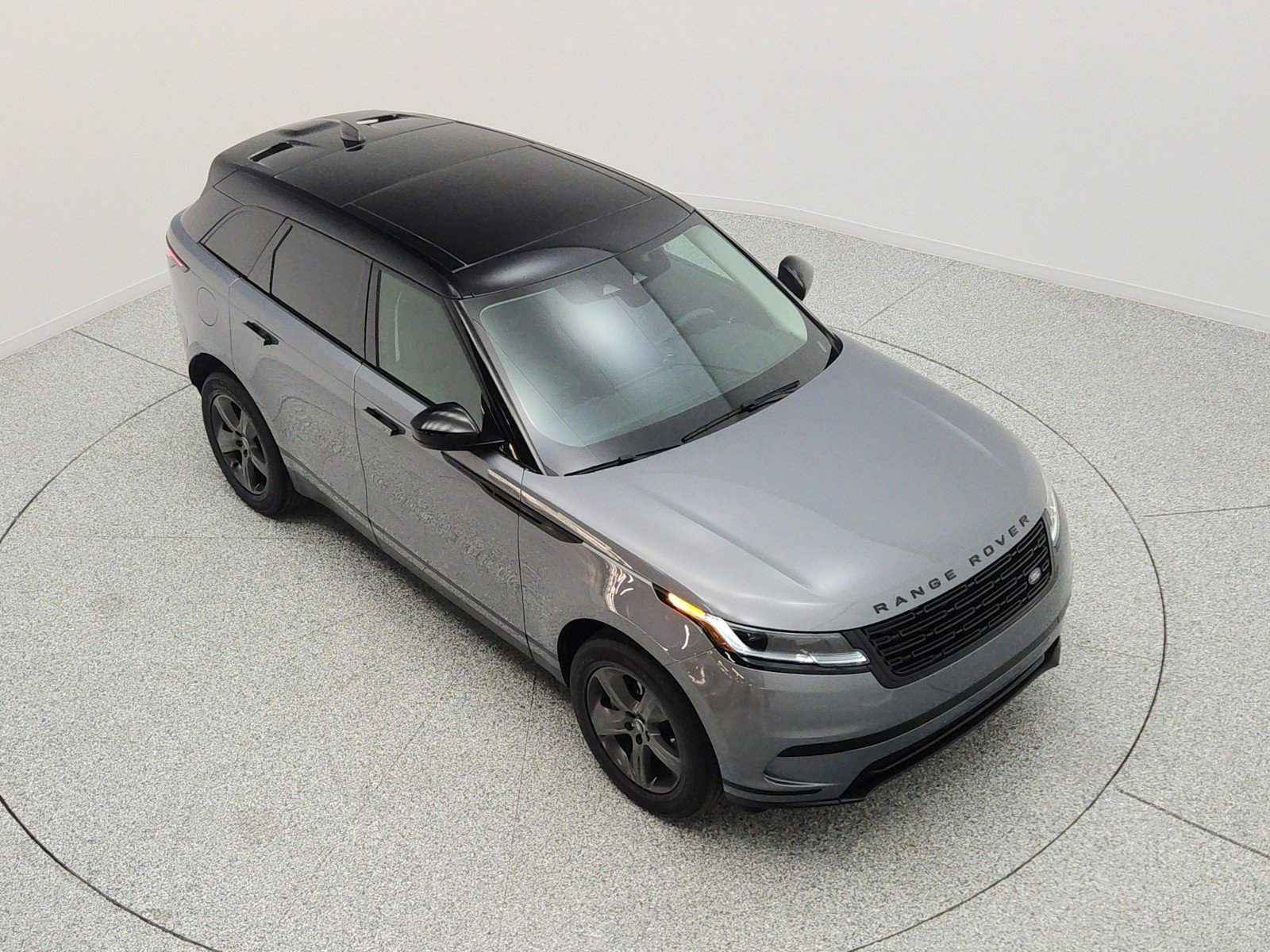 Used 2024 Land Rover Range Rover Velar S AWD/4WD image 25