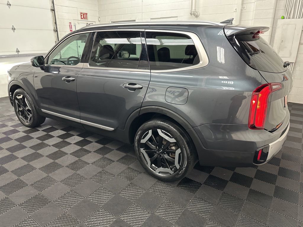 Used 2023 Kia Telluride S AWD/4WD image 7