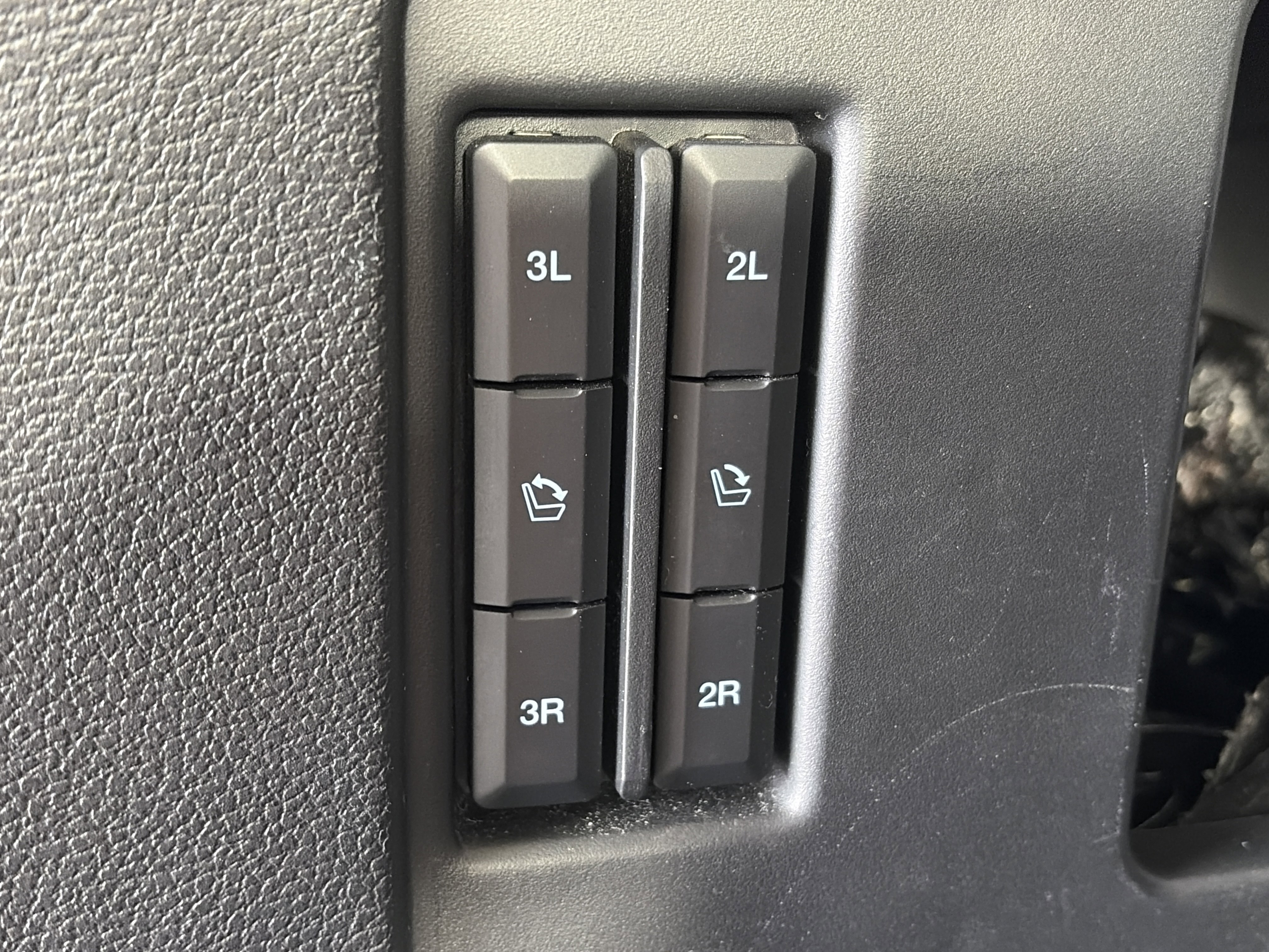 Used 2019 Ford Expedition Max Platinum AWD/4WD image 20