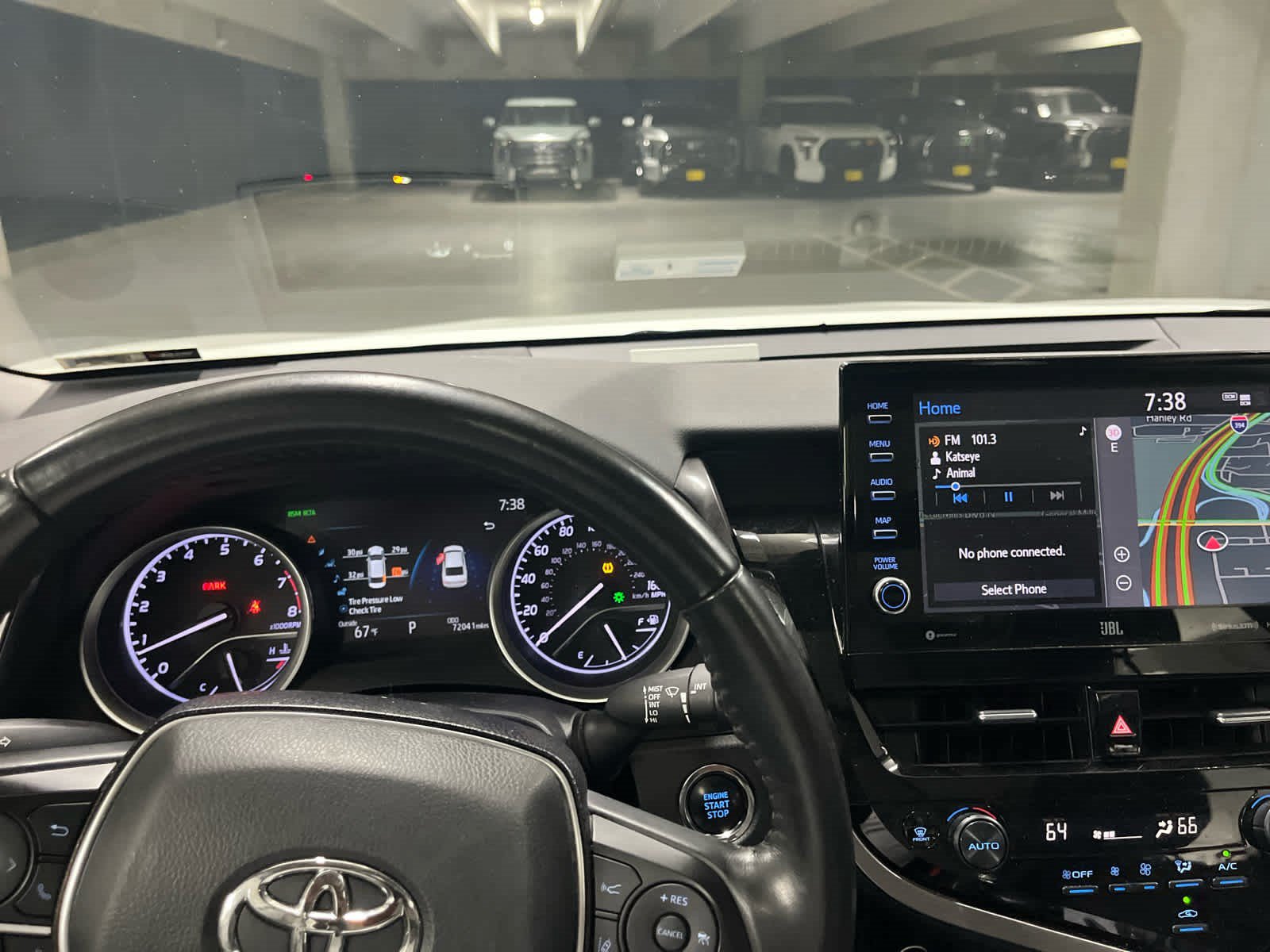 Used 2023 Toyota Camry XLE w/ Navigation Package FWD image 8