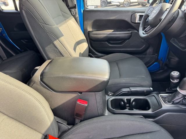 Used 2022 Jeep Gladiator Sport image 6