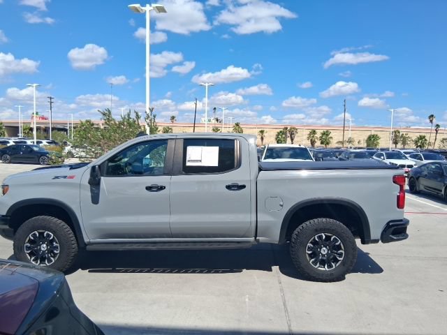 Used 2025 Chevrolet Silverado 1500 ZR2 w/ Technology Package AWD/4WD image 3