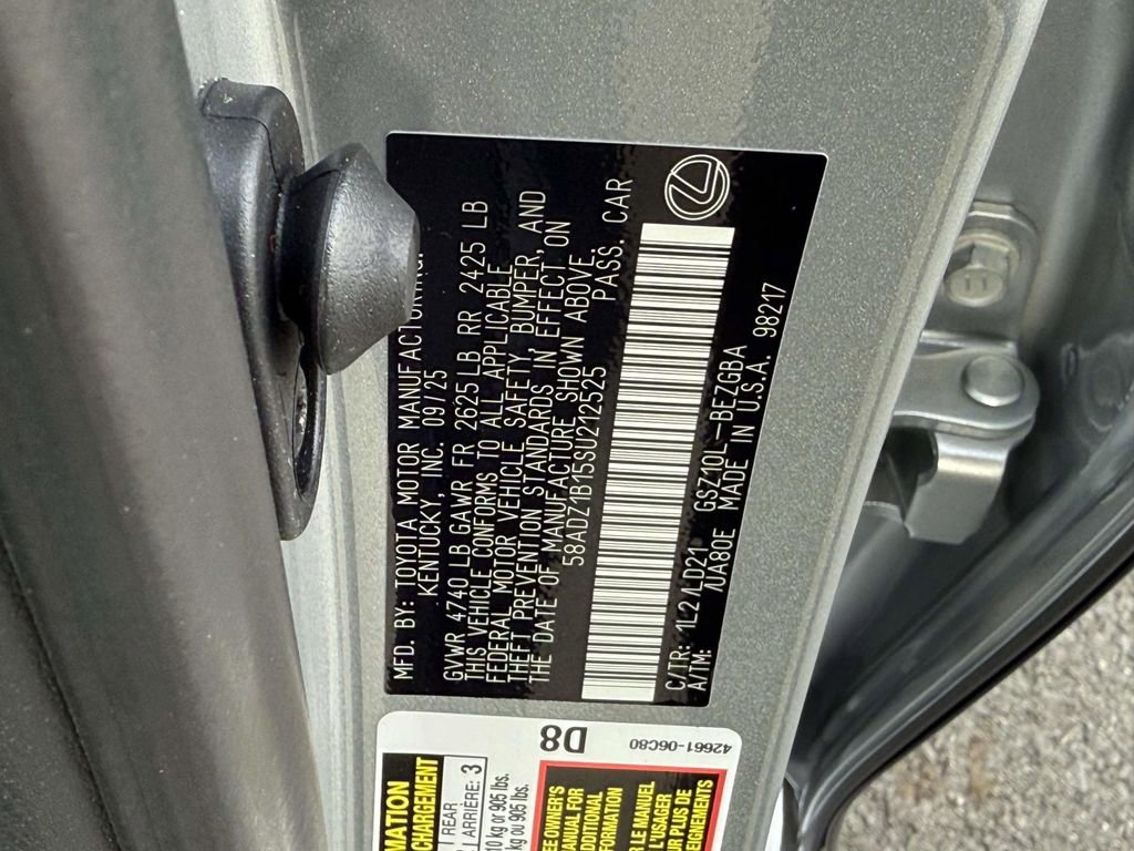 Used 2025 Lexus ES 350 Premium image 32