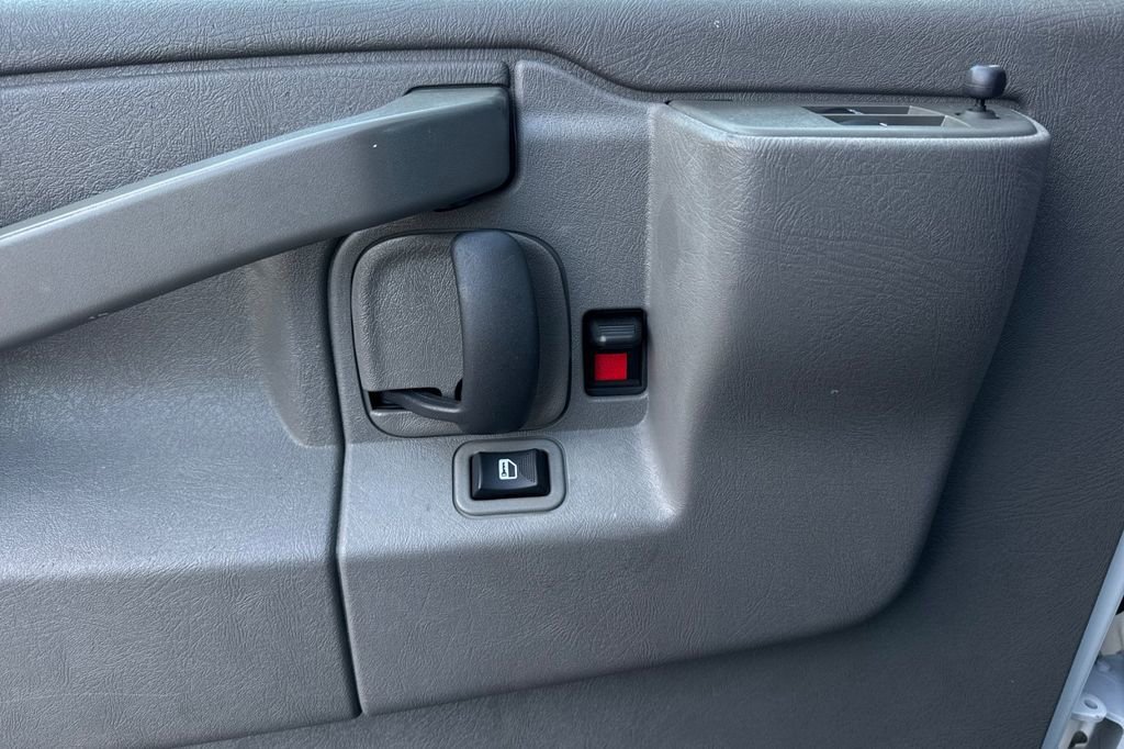 Used 2020 Chevrolet Express 2500 w/ Communications Package image 11