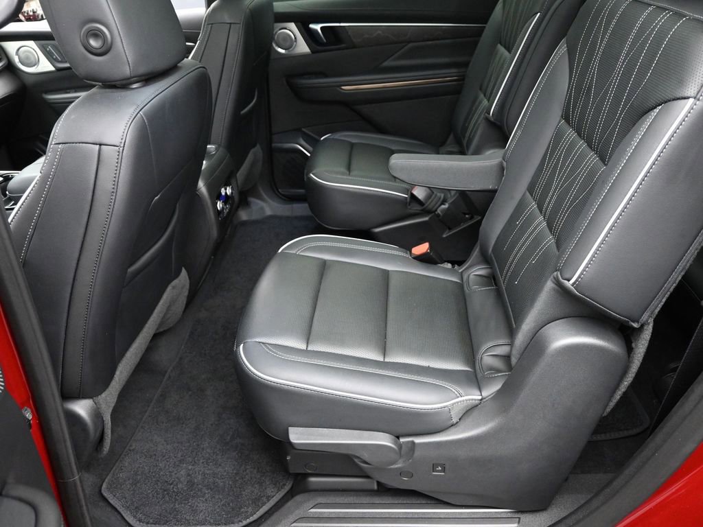 Certified 2025 Buick Enclave Avenir w/ Super Cruise Package image 14