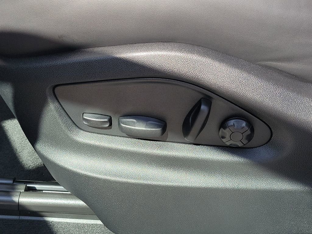 New 2026 Porsche Cayenne Coupe image 28