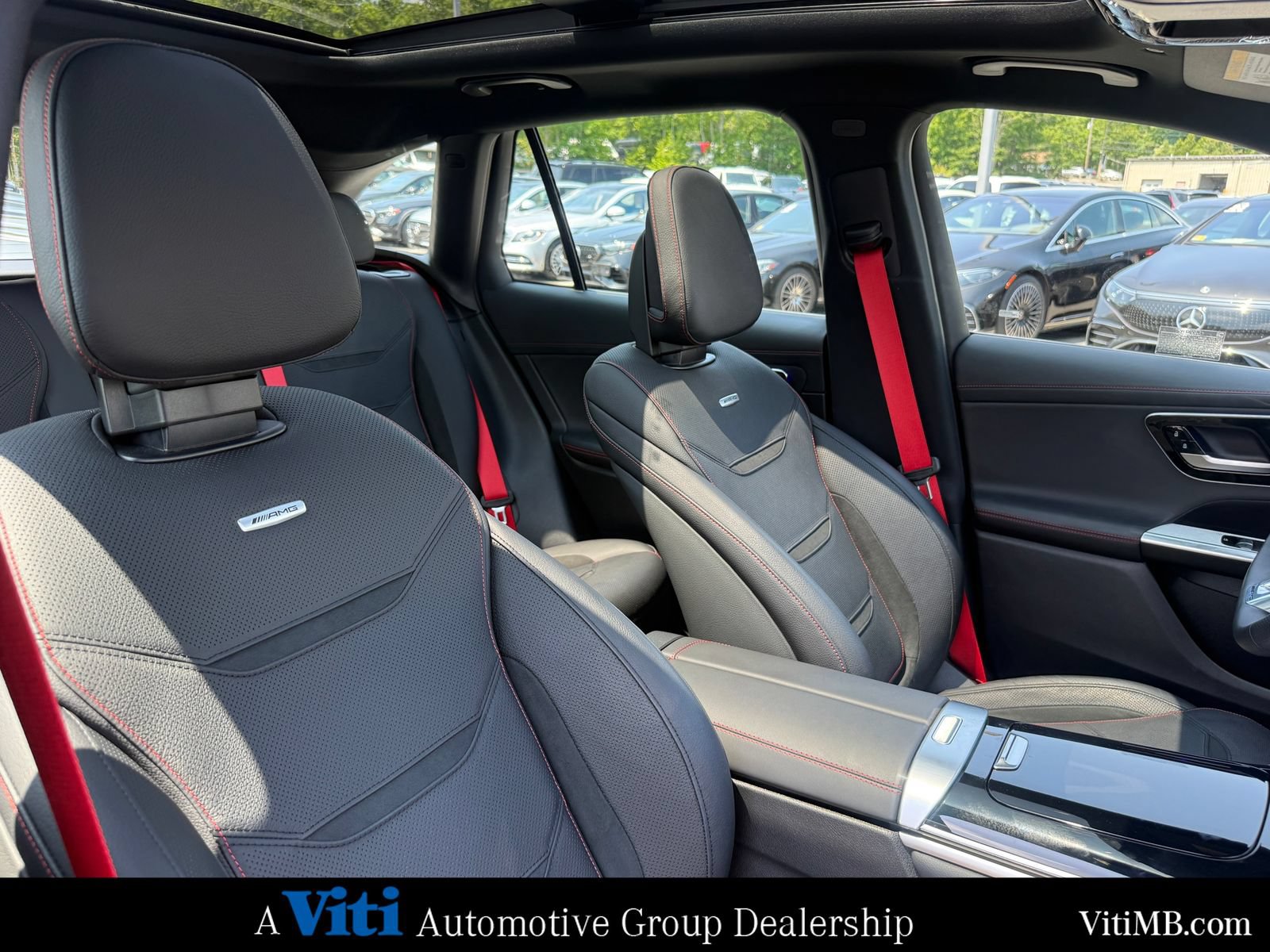 Certified 2025 Mercedes-Benz GLC 43 AMG 4MATIC image 31