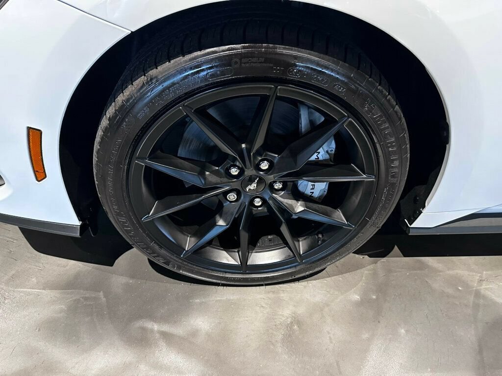 Used 2025 Ford Mustang GT Premium RWD image 10