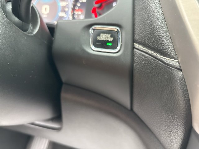 Certified 2019 GMC Acadia Denali w/ Technology Package AWD/4WD image 17