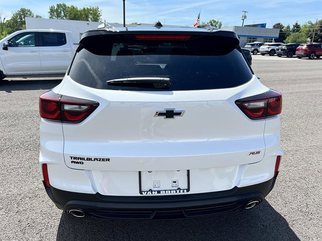 New 2026 Chevrolet TrailBlazer RS w/ LPO, Trailering Package AWD/4WD image 4