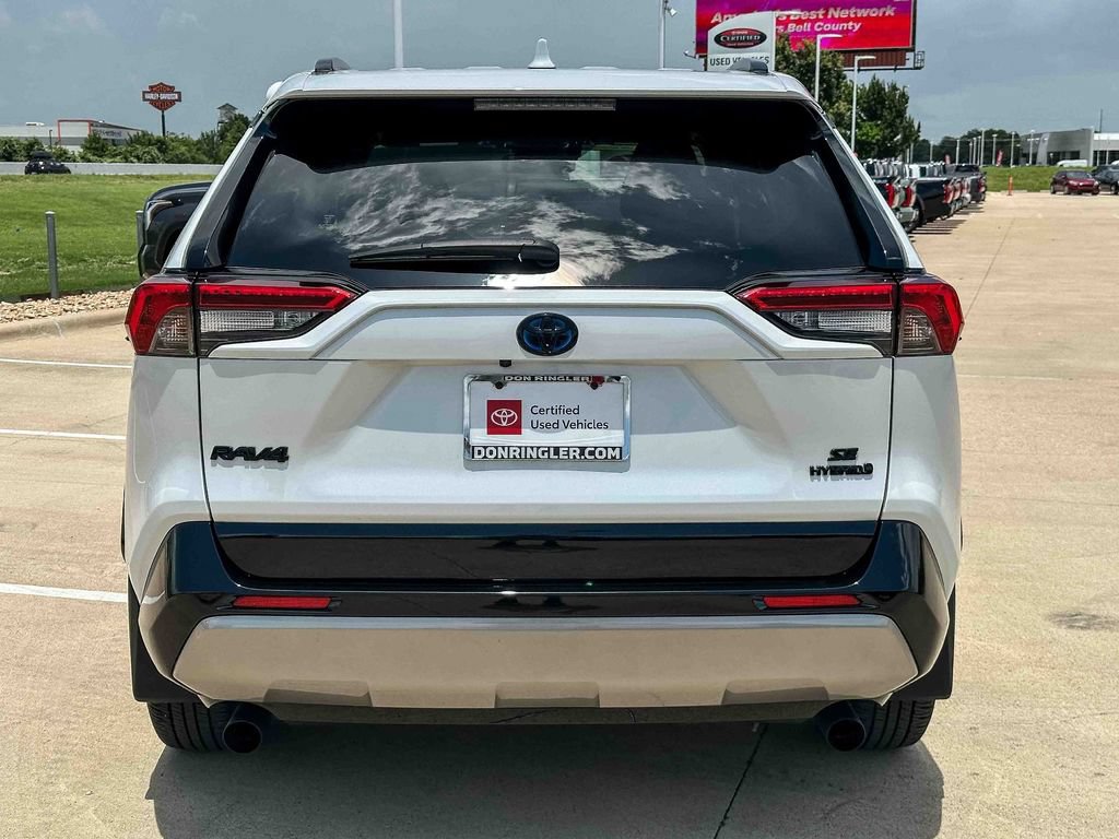 Certified 2024 Toyota RAV4 SE w/ Convenience Package AWD/4WD image 4