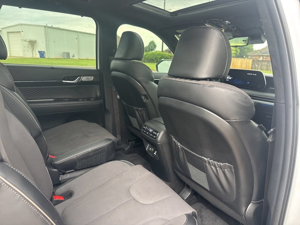 Used 2025 Hyundai Palisade Calligraphy AWD/4WD image 10