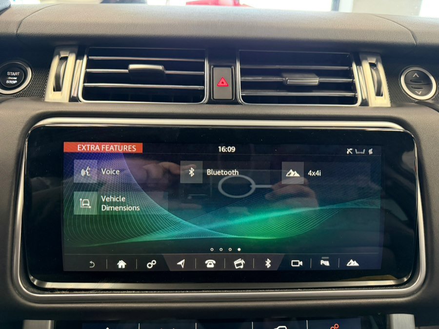 Used 2020 Land Rover Range Rover HSE AWD/4WD image 37