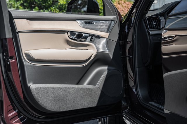 New 2026 Volvo XC90 B6 Ultra w/ Lounge Package image 34