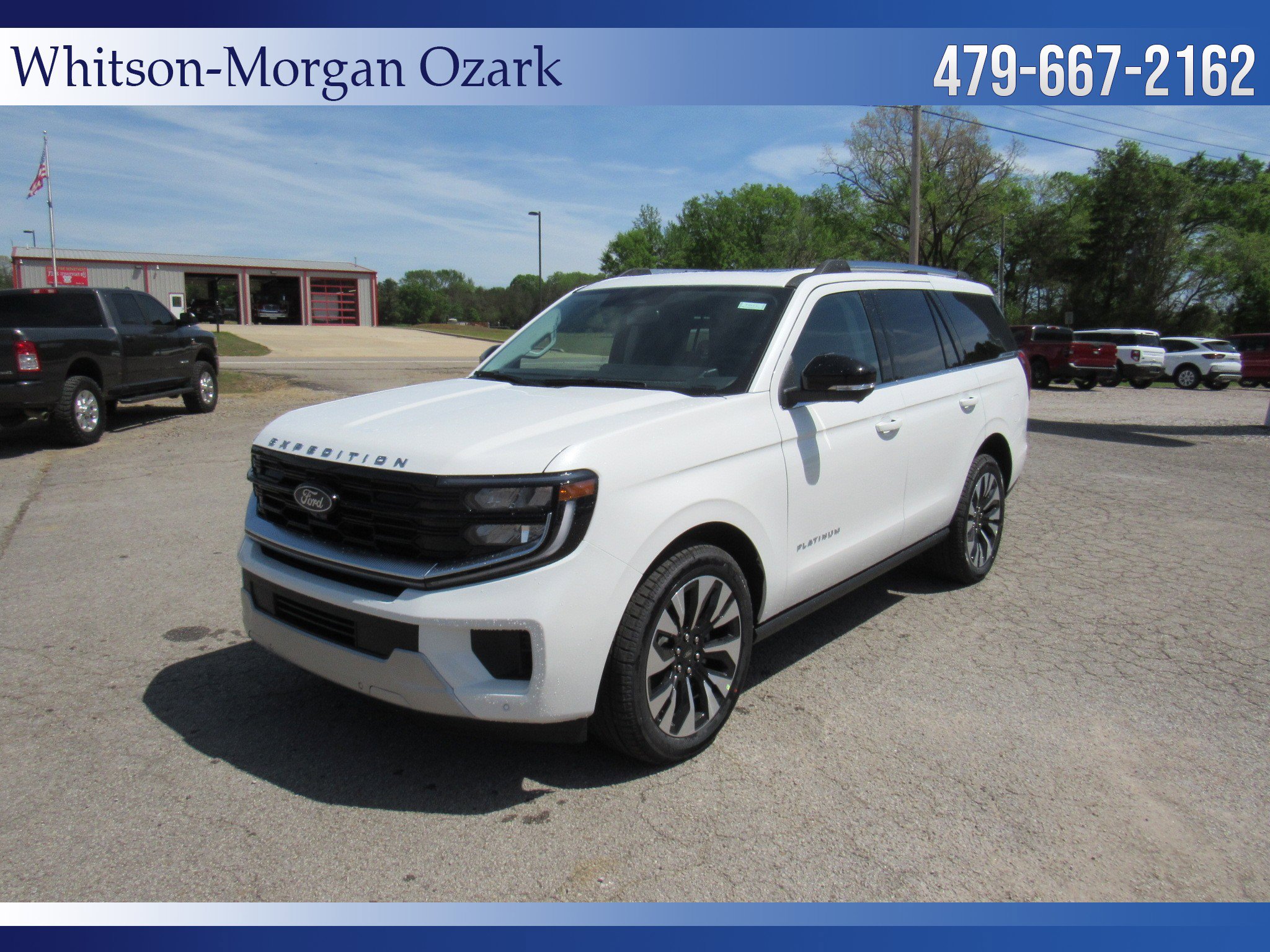 New 2026 Ford Expedition Platinum image 3