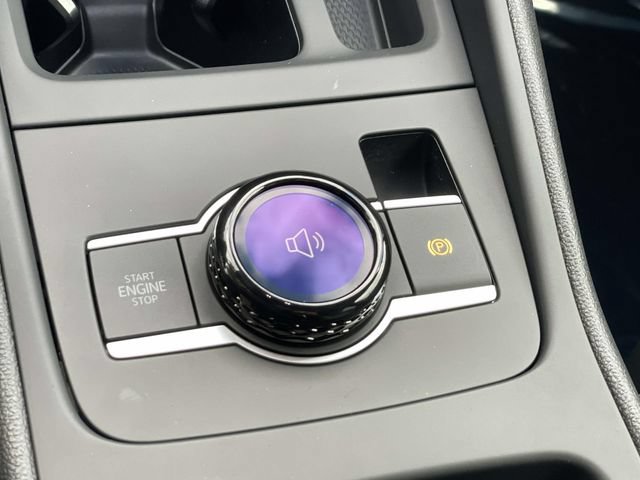 New 2026 Volkswagen Tiguan SEL R-Line AWD/4WD image 14