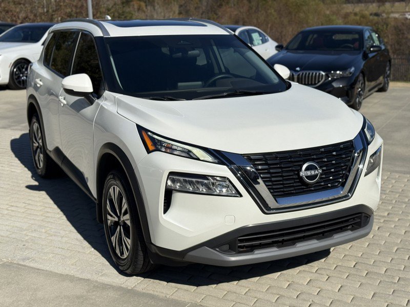 Used 2022 Nissan Rogue SV w/ SV Premium Package image 8