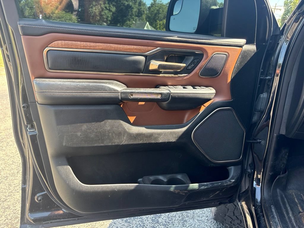 Used 2022 RAM 1500 Limited AWD/4WD image 10