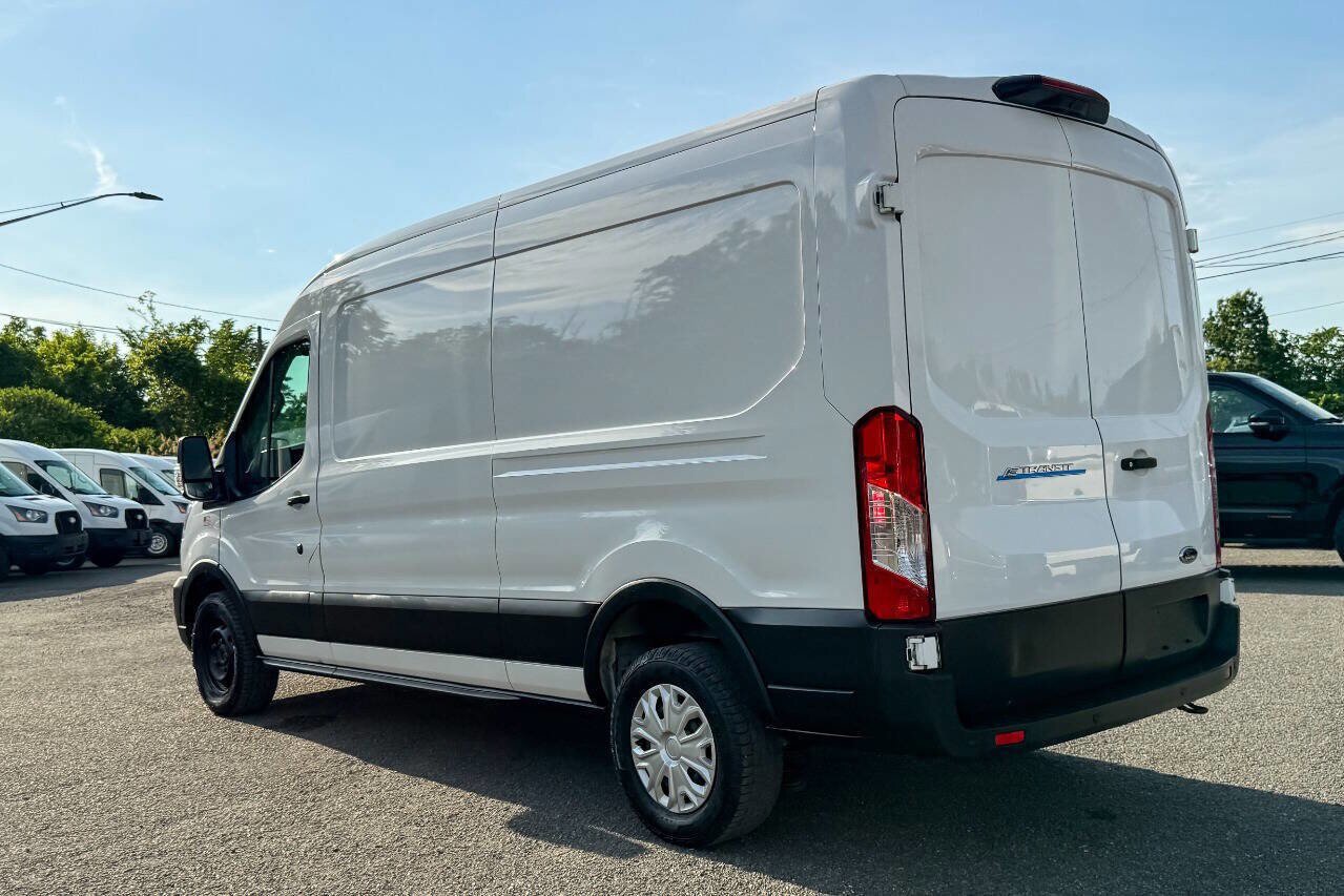 Used 2022 Ford E-Transit Medium Roof w/ Load Area Protection Package RWD image 5