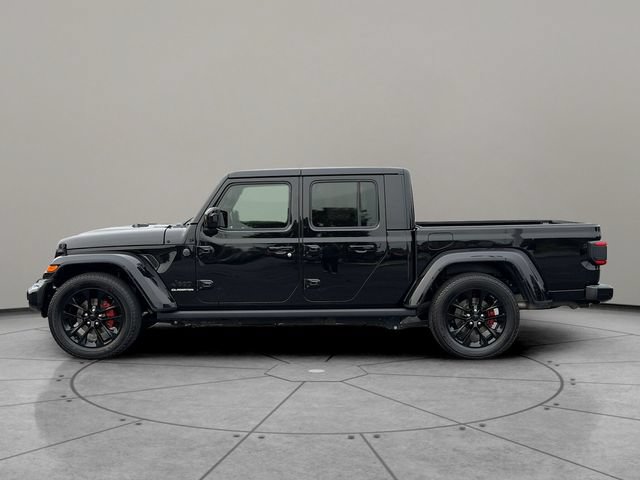 Used 2021 Jeep Gladiator Overland AWD/4WD image 3