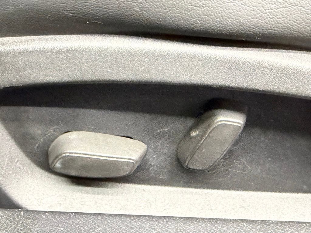 Used 2014 Chevrolet Corvette Stingray Coupe image 21