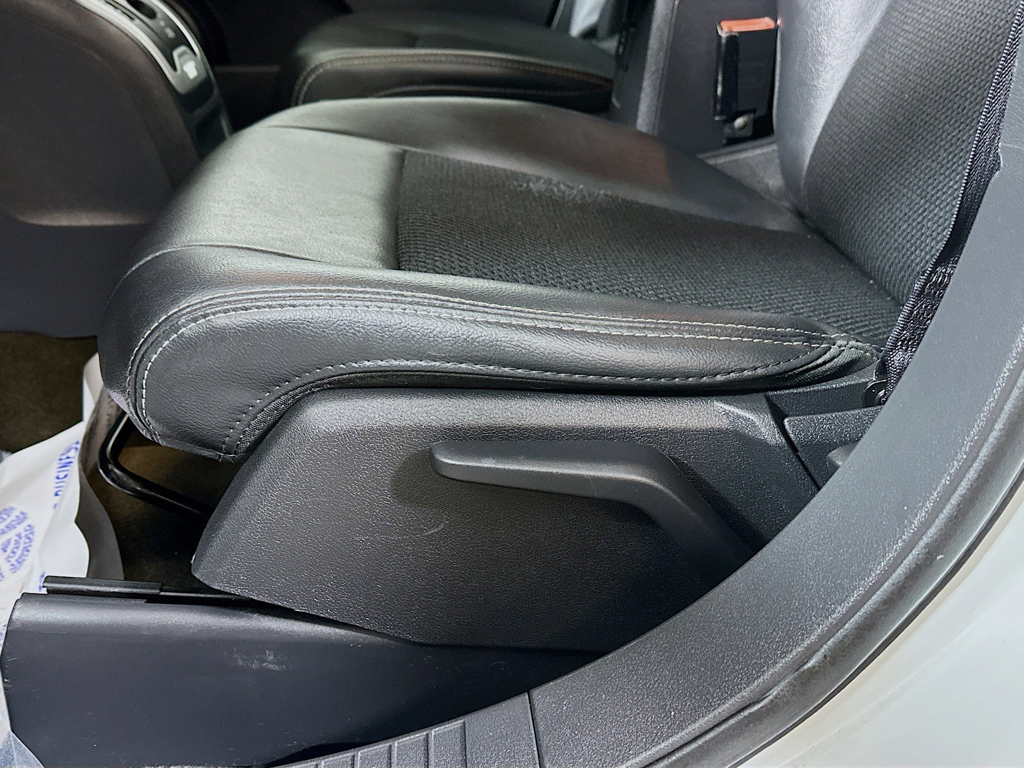 Used 2016 Jeep Compass Latitude AWD/4WD image 20