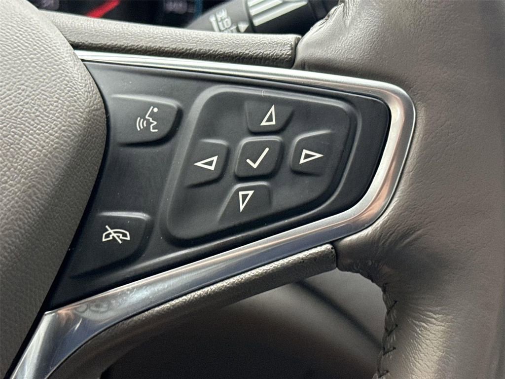 Used 2018 Chevrolet Malibu LT w/ Driver Confidence Package FWD image 34