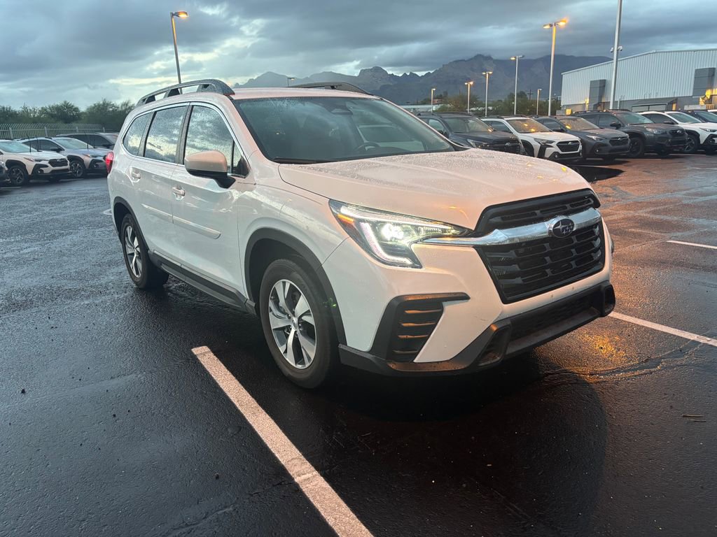 Used 2024 Subaru Ascent Premium w/ Convenience Package image 1