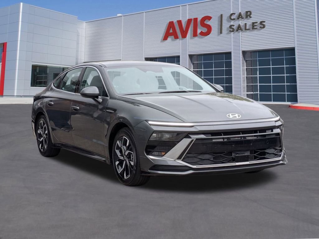 Used 2025 Hyundai Sonata SEL image 3