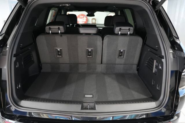 Used 2025 Buick Enclave Avenir w/ Trailering Package, 5000 lbs. AWD/4WD image 9