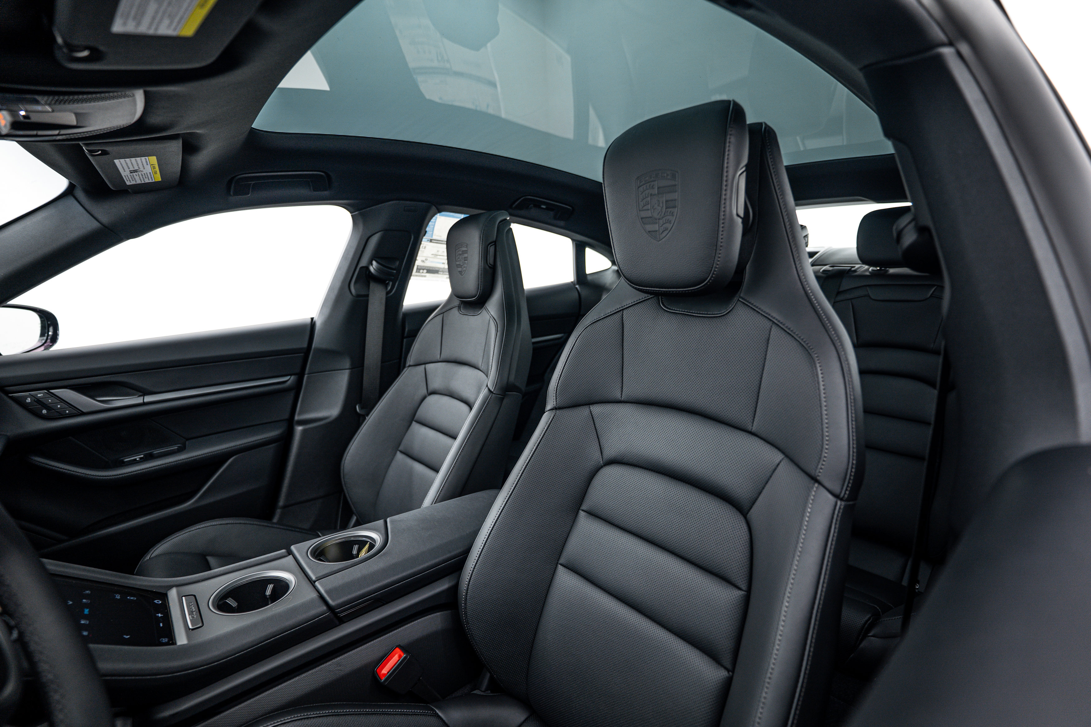 Certified 2026 Porsche Taycan AWD/4WD image 20
