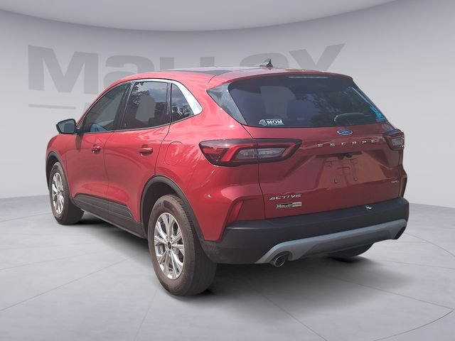Used 2023 Ford Escape Active AWD/4WD image 3