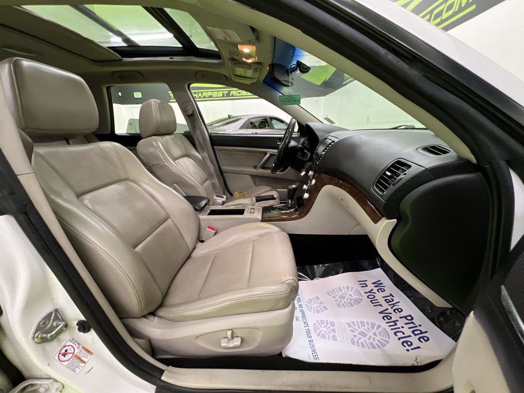 Used 2009 Subaru Outback 2.5i Limited AWD/4WD image 26