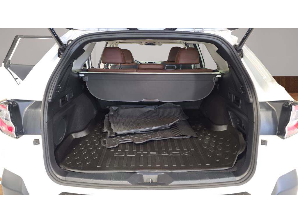 Used 2021 Subaru Outback Touring XT image 17