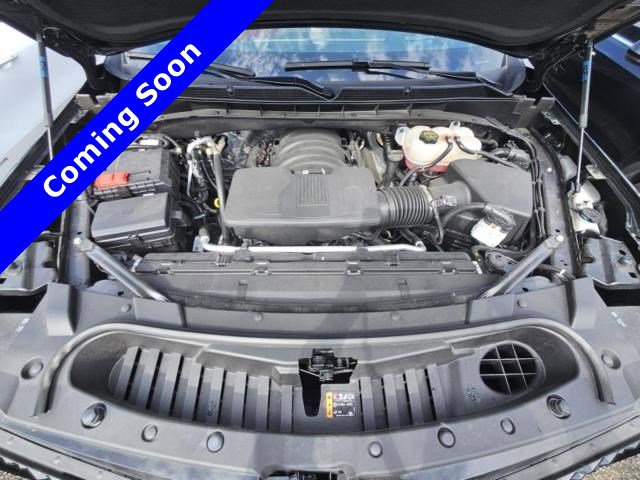 Used 2025 Cadillac Escalade ESV Sport w/ Touring Package image 9