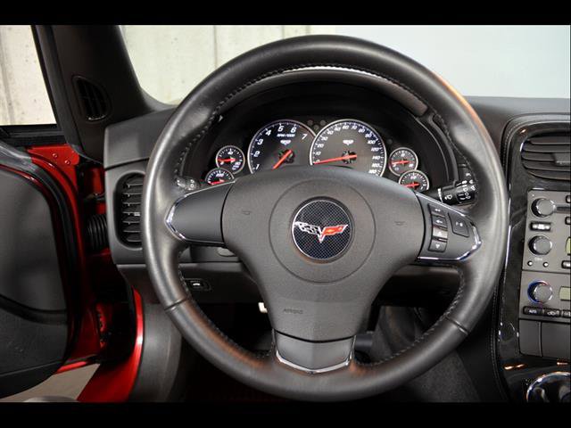 Used 2013 Chevrolet Corvette Convertible RWD image 15