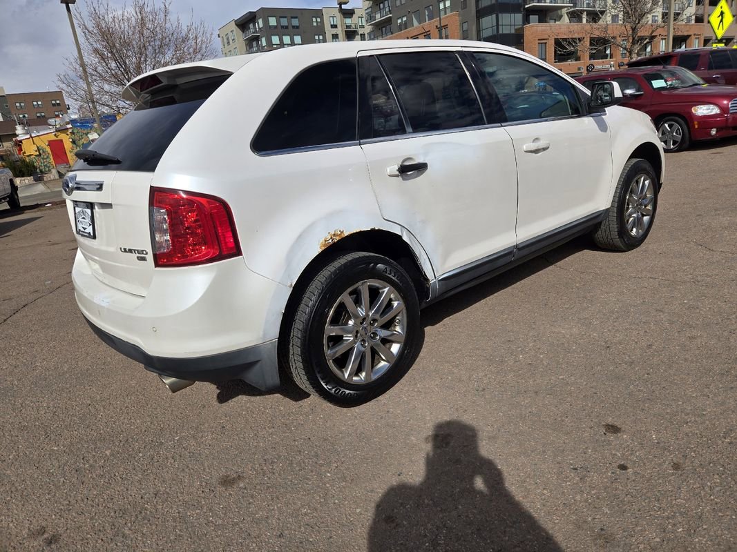 Used 2011 Ford Edge Limited w/ 301A Rapid Spec Order Code image 9