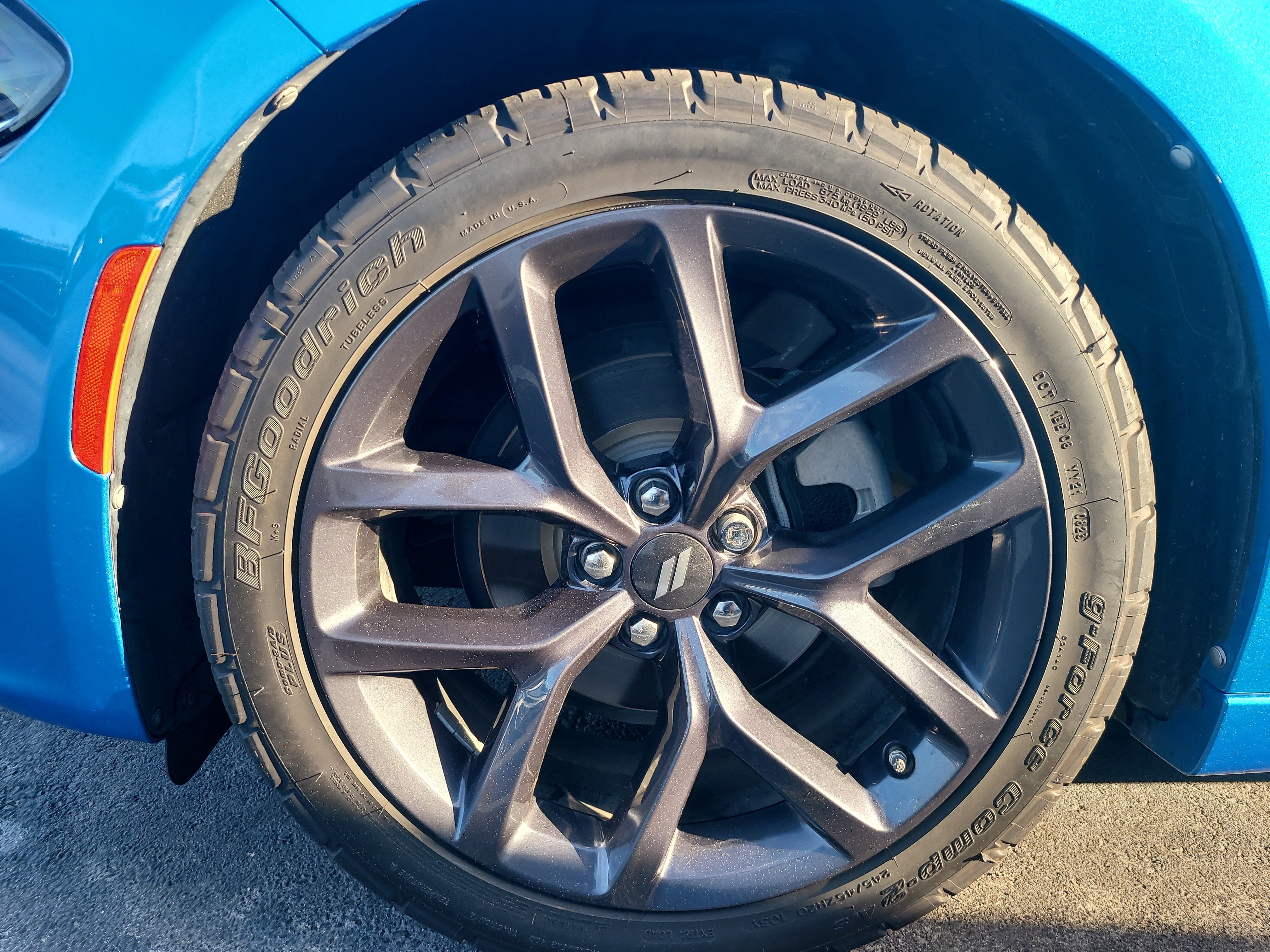 Used 2023 Dodge Charger SXT w/ Blacktop Package RWD image 9