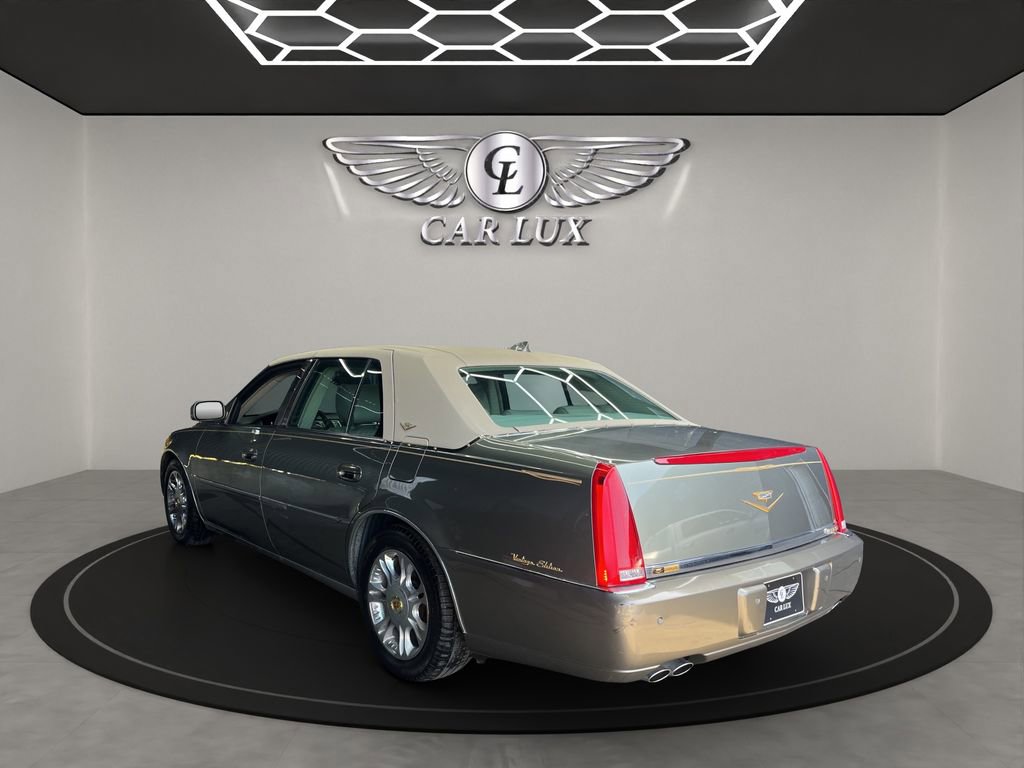 Used 2011 Cadillac DTS Luxury FWD image 2