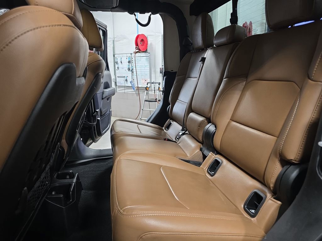 Used 2020 Jeep Gladiator Rubicon w/ LED Lighting Group image 14