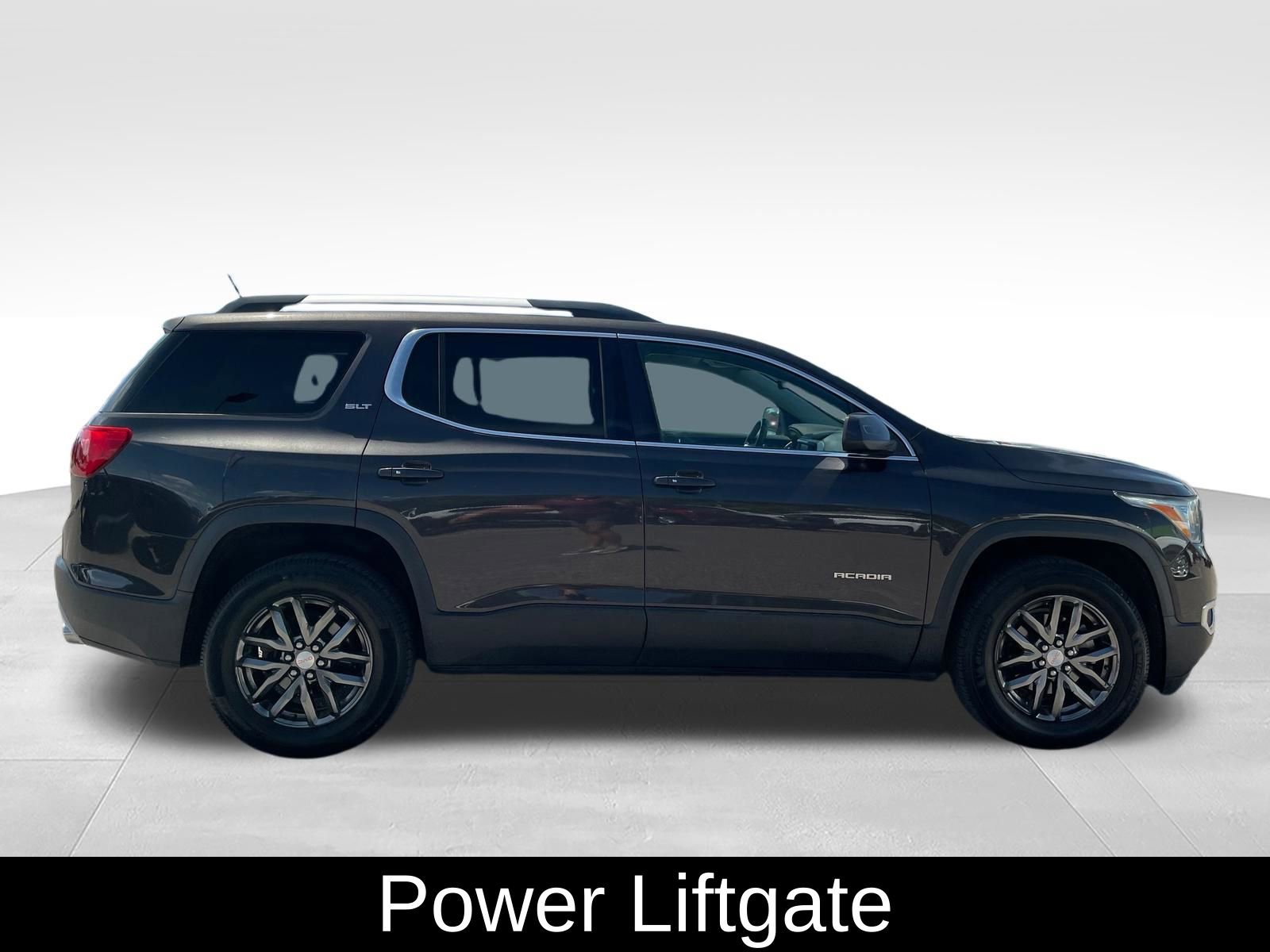 Used 2017 GMC Acadia SLT FWD image 4